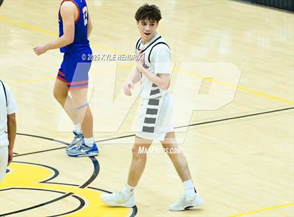 Thumbnail 2 in Carroll @ Franklin ( OHSAA D3 Sectional ) photogallery.