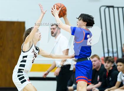 Thumbnail 1 in Carroll @ Franklin ( OHSAA D3 Sectional ) photogallery.