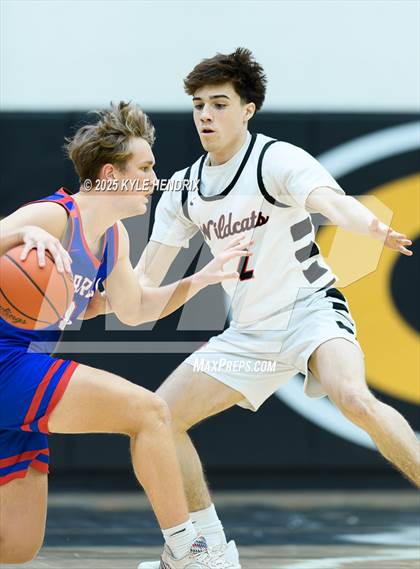Thumbnail 3 in Carroll @ Franklin ( OHSAA D3 Sectional ) photogallery.