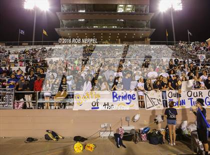 Thumbnail 3 in Little Elm @ Lake Dallas photogallery.