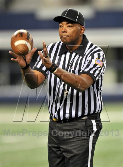 Thumbnail 3 in Blue-Grey All American Bowl (@AT&T Stadium) photogallery.