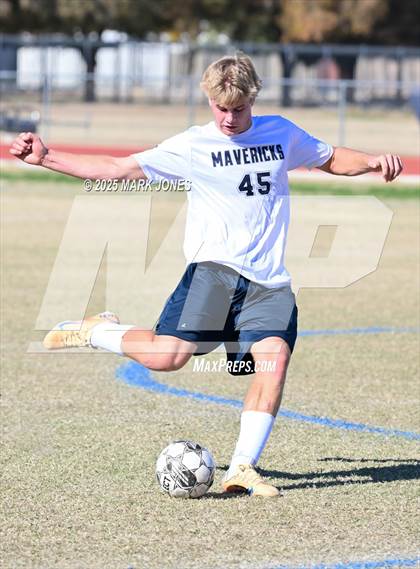 Thumbnail 3 in Bourgade Catholic vs. ALA - Mesa North (Annual Golden Eagle Classic) photogallery.