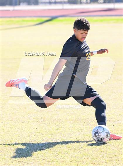 Thumbnail 2 in Bourgade Catholic vs. ALA - Mesa North (Annual Golden Eagle Classic) photogallery.