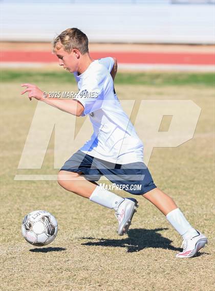Thumbnail 2 in Bourgade Catholic vs. ALA - Mesa North (Annual Golden Eagle Classic) photogallery.