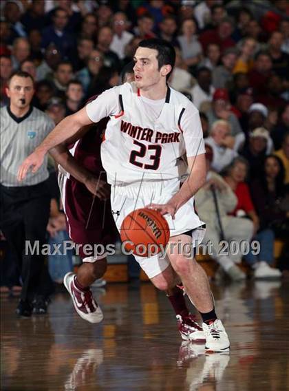Thumbnail 3 in Winter Park vs. St. Benedict's Prep (City of Palms Classic) photogallery.