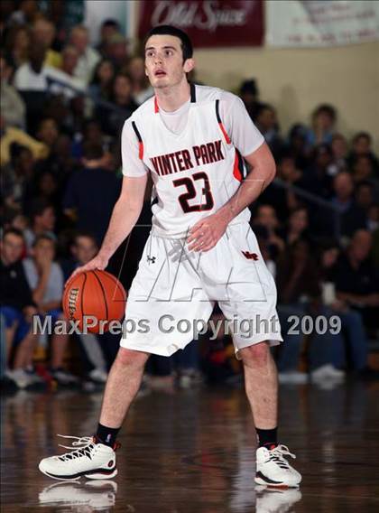 Thumbnail 2 in Winter Park vs. St. Benedict's Prep (City of Palms Classic) photogallery.