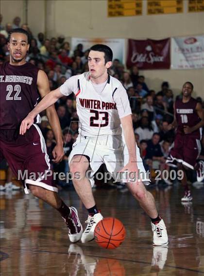 Thumbnail 3 in Winter Park vs. St. Benedict's Prep (City of Palms Classic) photogallery.