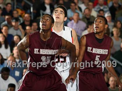 Thumbnail 1 in Winter Park vs. St. Benedict's Prep (City of Palms Classic) photogallery.