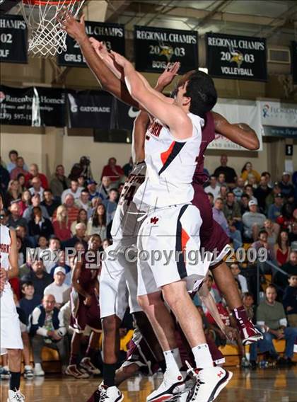 Thumbnail 3 in Winter Park vs. St. Benedict's Prep (City of Palms Classic) photogallery.