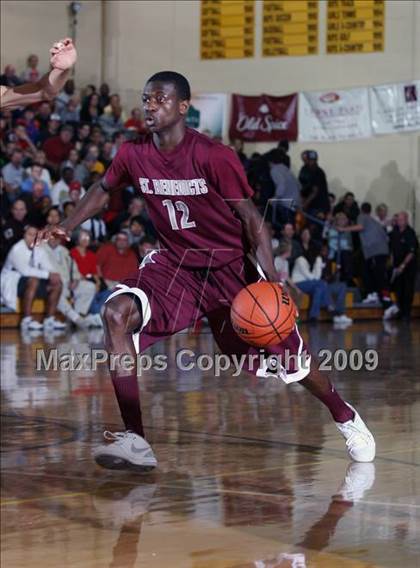 Thumbnail 1 in Winter Park vs. St. Benedict's Prep (City of Palms Classic) photogallery.