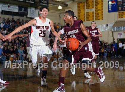 Thumbnail 1 in Winter Park vs. St. Benedict's Prep (City of Palms Classic) photogallery.