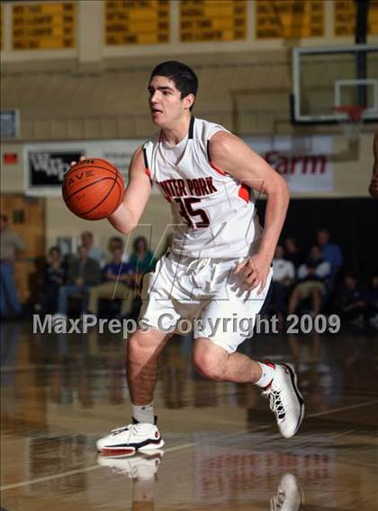 Thumbnail 1 in Winter Park vs. St. Benedict's Prep (City of Palms Classic) photogallery.