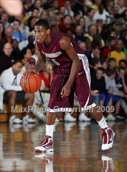 Thumbnail 1 in Winter Park vs. St. Benedict's Prep (City of Palms Classic) photogallery.