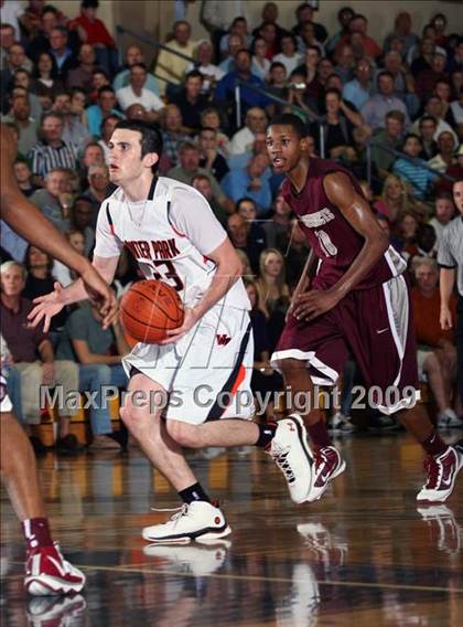 Thumbnail 1 in Winter Park vs. St. Benedict's Prep (City of Palms Classic) photogallery.