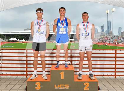 Thumbnail 2 in UIL 1A Track & Field Final (Awards) photogallery.