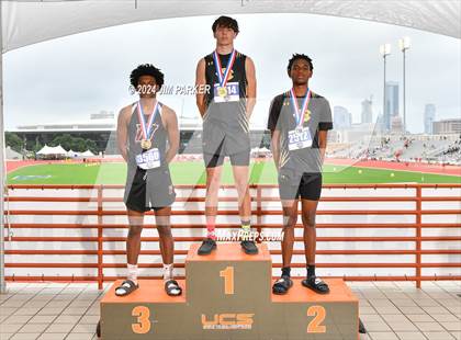 Thumbnail 2 in UIL 1A Track & Field Final (Awards) photogallery.