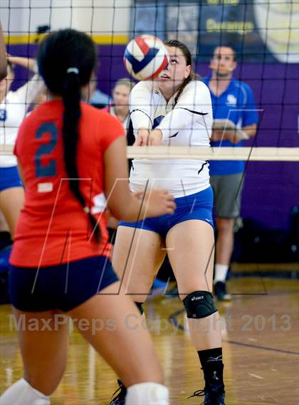 Thumbnail 1 in Dana Hills vs. Redondo (Durango Fall Classic) photogallery.