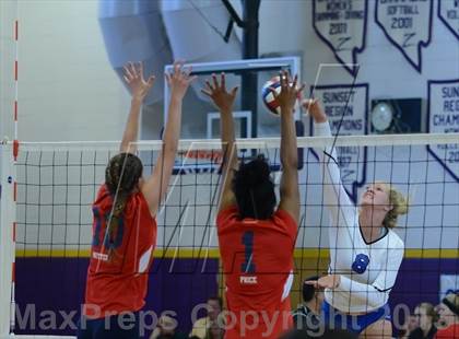 Thumbnail 3 in Dana Hills vs. Redondo (Durango Fall Classic) photogallery.
