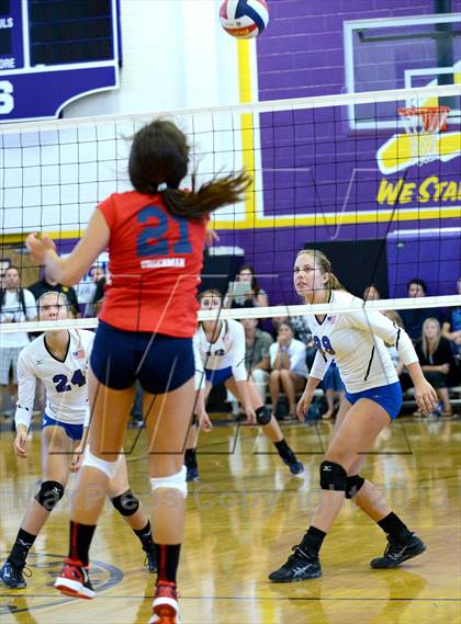 Thumbnail 1 in Dana Hills vs. Redondo (Durango Fall Classic) photogallery.