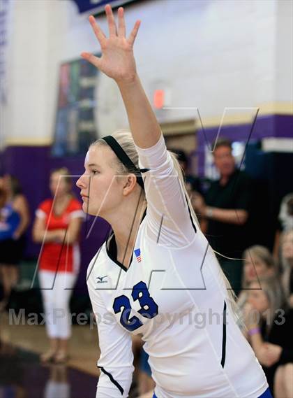 Thumbnail 1 in Dana Hills vs. Redondo (Durango Fall Classic) photogallery.