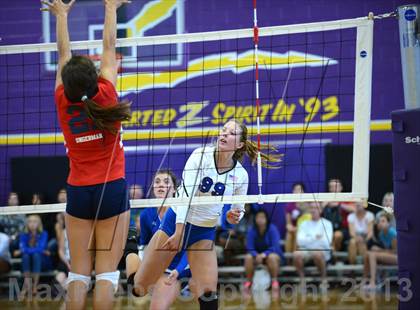 Thumbnail 2 in Dana Hills vs. Redondo (Durango Fall Classic) photogallery.