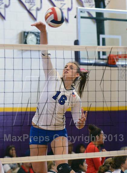 Thumbnail 1 in Dana Hills vs. Redondo (Durango Fall Classic) photogallery.