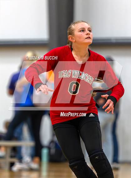 Thumbnail 1 in Mishawaka HomeSchool vs Cincinnati HomeSchool (Midwest Volleyball Classic) photogallery.