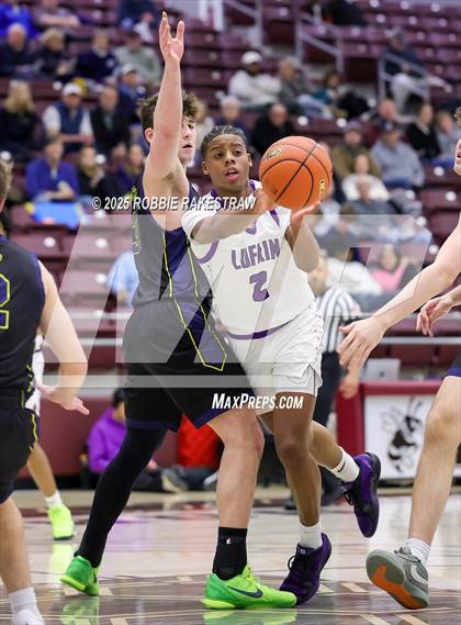 Thumbnail 3 in Lufkin vs. Highland Park (UIL 5A D1 Area Playoff) photogallery.