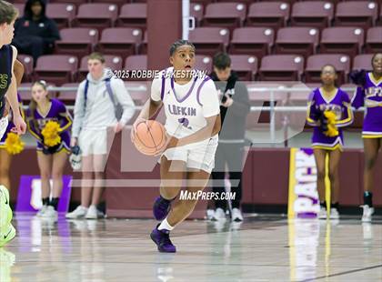Thumbnail 3 in Lufkin vs. Highland Park (UIL 5A D1 Area Playoff) photogallery.
