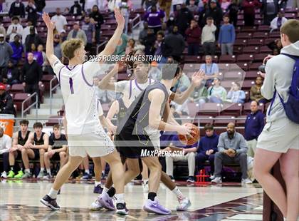 Thumbnail 1 in Lufkin vs. Highland Park (UIL 5A D1 Area Playoff) photogallery.