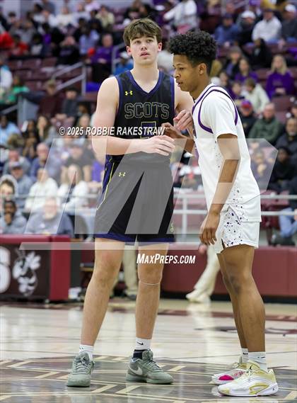 Thumbnail 3 in Lufkin vs. Highland Park (UIL 5A D1 Area Playoff) photogallery.