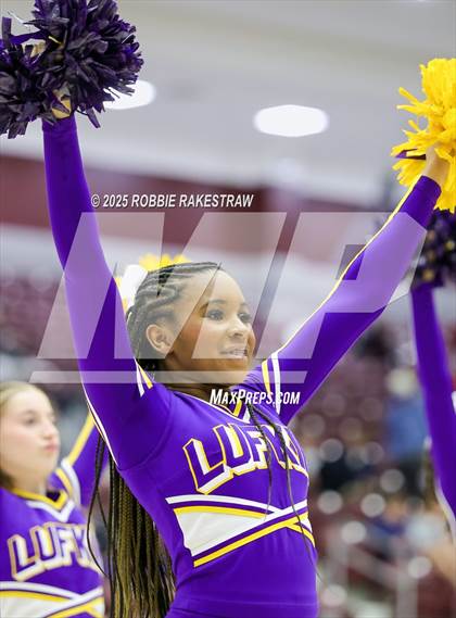 Thumbnail 2 in Lufkin vs. Highland Park (UIL 5A D1 Area Playoff) photogallery.