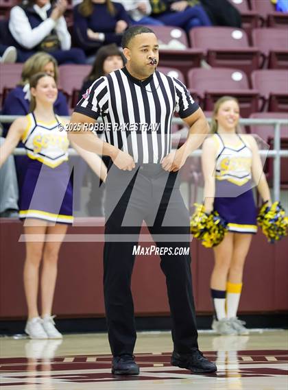 Thumbnail 3 in Lufkin vs. Highland Park (UIL 5A D1 Area Playoff) photogallery.