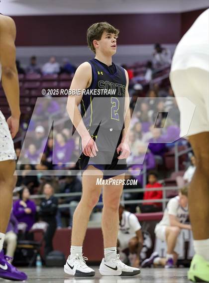 Thumbnail 1 in Lufkin vs. Highland Park (UIL 5A D1 Area Playoff) photogallery.