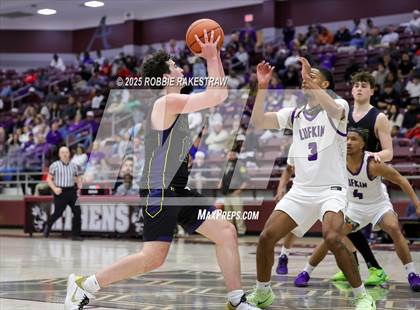 Thumbnail 3 in Lufkin vs. Highland Park (UIL 5A D1 Area Playoff) photogallery.