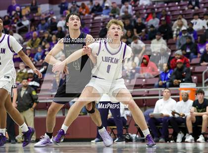 Thumbnail 1 in Lufkin vs. Highland Park (UIL 5A D1 Area Playoff) photogallery.