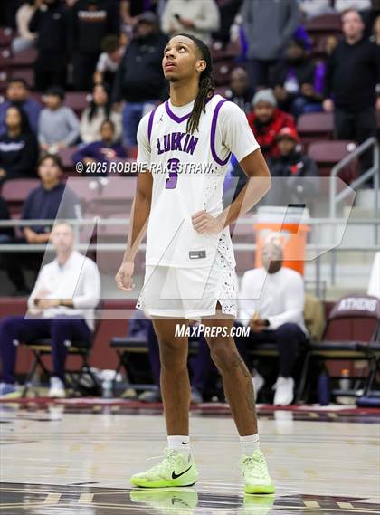Thumbnail 2 in Lufkin vs. Highland Park (UIL 5A D1 Area Playoff) photogallery.