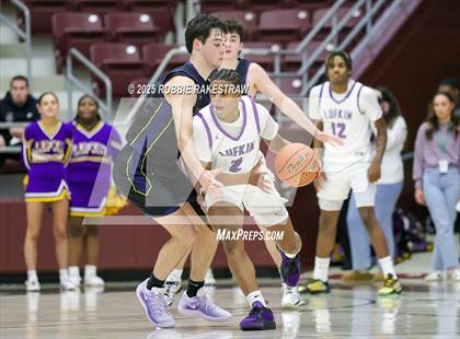 Thumbnail 1 in Lufkin vs. Highland Park (UIL 5A D1 Area Playoff) photogallery.