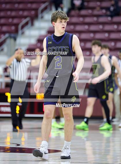 Thumbnail 2 in Lufkin vs. Highland Park (UIL 5A D1 Area Playoff) photogallery.