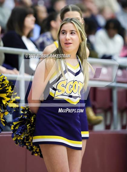 Thumbnail 3 in Lufkin vs. Highland Park (UIL 5A D1 Area Playoff) photogallery.