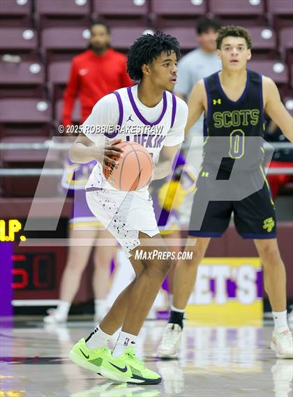 Thumbnail 3 in Lufkin vs. Highland Park (UIL 5A D1 Area Playoff) photogallery.