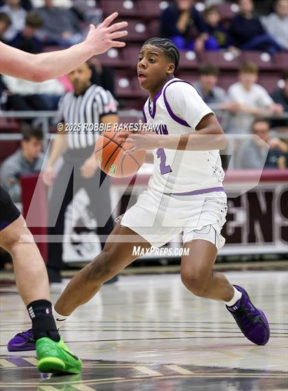 Thumbnail 1 in Lufkin vs. Highland Park (UIL 5A D1 Area Playoff) photogallery.