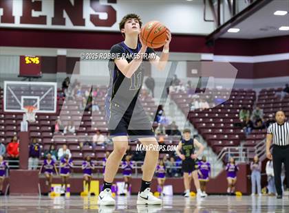 Thumbnail 3 in Lufkin vs. Highland Park (UIL 5A D1 Area Playoff) photogallery.