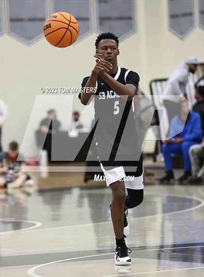 Thumbnail 1 in Shining Star Sports Academy @ Moravian Prep photogallery.