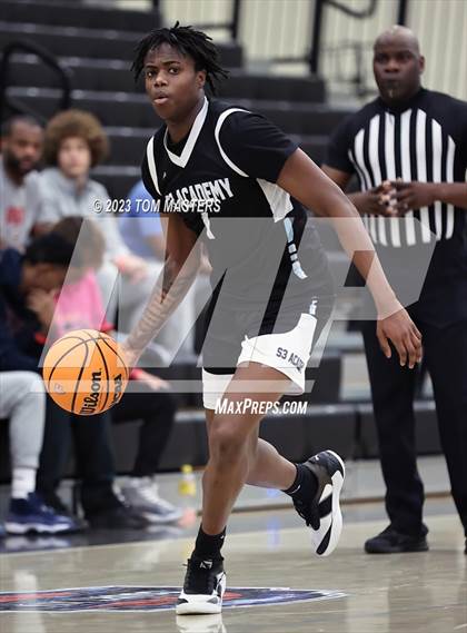 Thumbnail 1 in Shining Star Sports Academy @ Moravian Prep photogallery.