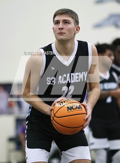 Thumbnail 2 in Shining Star Sports Academy @ Moravian Prep photogallery.
