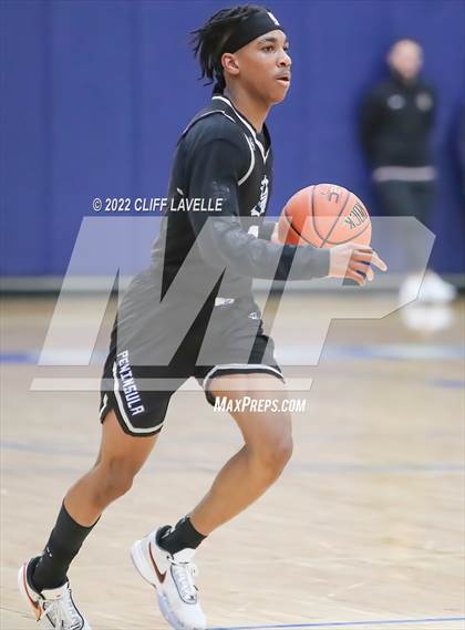 Thumbnail 2 in Peninsula Catholic vs First Baptist (Lowcountry Roundball Classic) photogallery.
