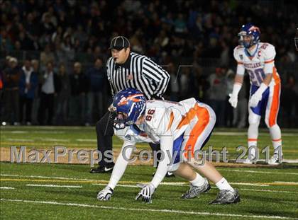Thumbnail 2 in Oaks Christian vs. Westlake (CIF SS Northern Division Final) photogallery.