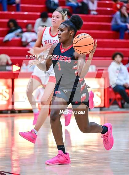 Thumbnail 1 in Reading @ Wilson photogallery.