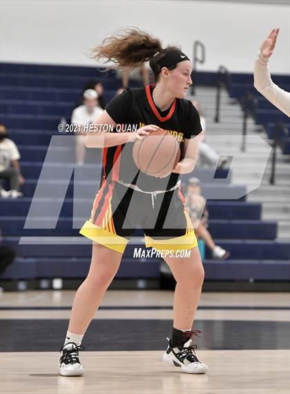 Thumbnail 3 in Woodbridge @ Sonora (CIF-SS D2A Playoffs) photogallery.